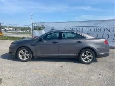 2017 Ford Taurus - Photo 8