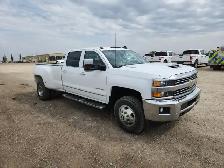 2018 Chevrolet Silverado 3500HD - Photo 4