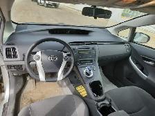 2011 Toyota Prius - Photo 14