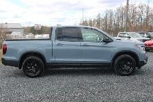 2025 Honda Ridgeline Black Edition (AWD) - Photo 15