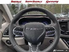 2024 Chrysler Grand Caravan SXT | NO ACCIDENTS | CLEAN CARFAX | - Photo 14