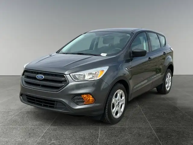 2017 Ford Escape S / FWD