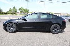 2022 Tesla Model 3 - Photo 4