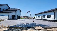 Experienced Paving Stone and Concrete Workers