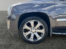 2017 Cadillac Escalade Luxury - Photo 11