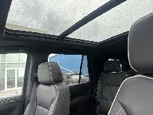 2024 GMC Yukon SLT - Photo 13
