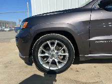 2015 Jeep Grand Cherokee Summit 4WD |Sunroof|Heated Seats - Photo 10