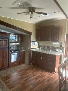 2014 Cedar Creek Silverback Couples 5th Wheel for Sale - Photo 6