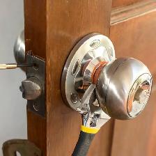 Emergency Locksmith in Toronto – Fast, Local Help Locked Out - Photo 4