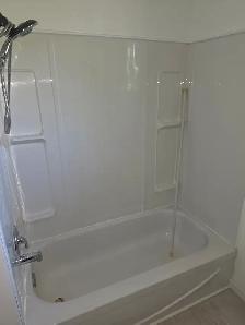 MAIN LEVEL OF HOUSE-Enfield, Elmsdale, Lantz area Utilites Incld