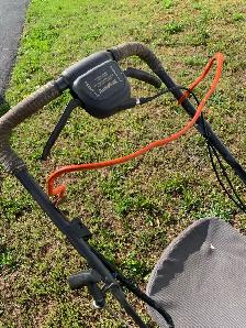 Husqavarna self propelled/ key start lawnmower - Photo 5