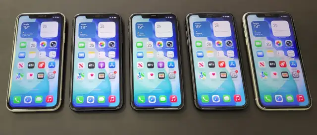 PROMO ! Lot de 5 iPhone 11 64gig @ 900$
