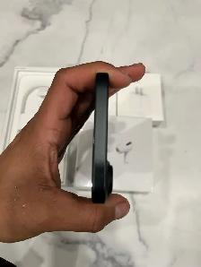 iPhone 16 Plus 128gb Accessories Pkg/Delivery - Photo 4