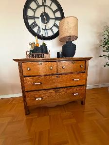 Antique chest / dresser - Photo 2