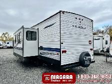 2022 KEYSTONE SPRINGDALE 295BH Travel Trailer - Photo 3