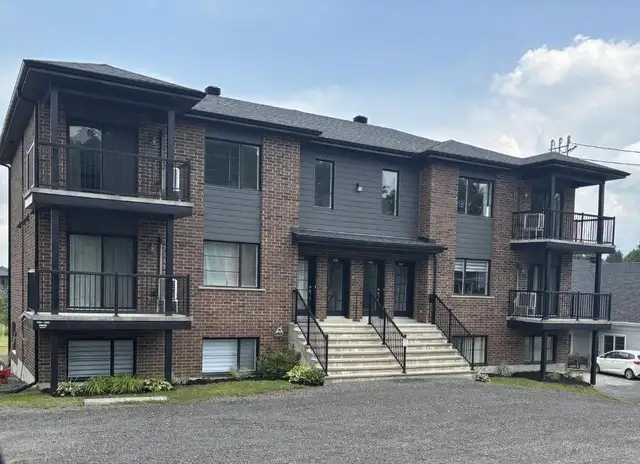 4 1/2 À LOUER ST-DENIS-DE-BROMPTON
