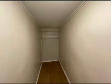Private room for rent in Oshawa - Photo 2