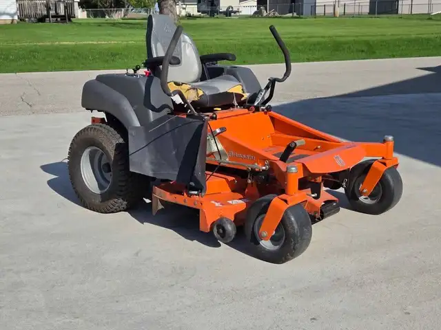 54' Husqvarna zero turn lawn mower - 160 hours
