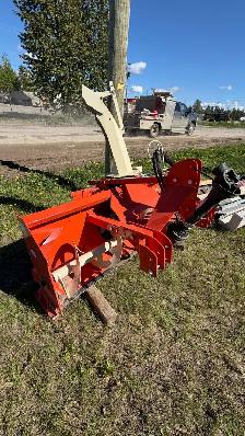 Farm King 740 Snowblower - Photo 3