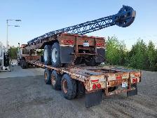 Old Tridem Step Deck Trailer - Photo 2