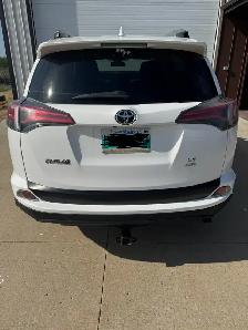 2017 Toyota RAV4 - Photo 3
