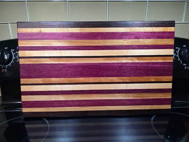Handcrafted Edge Grain Cutting Board