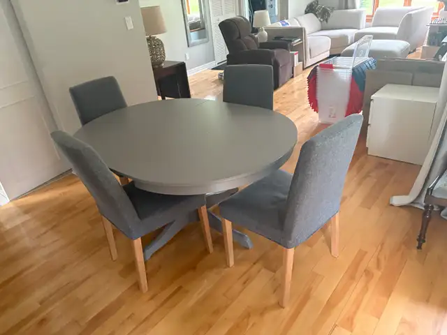 dinning table