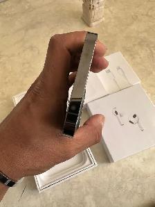 iPhone 12 Pro Max – 256GB   AirPods Package - Photo 4