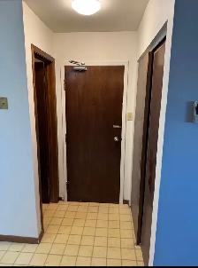 ONE/TWO BEDROOM APARTMENTS - Photo 2