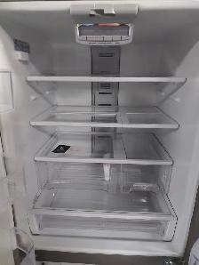 Whirlpool '30' Stainless Steel French Door Fridge on Sale‼️ - Photo 6