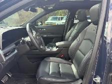 2025 Cadillac XT4 AWD Sport - Photo 11