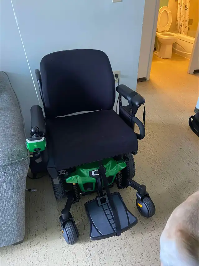 Electric Wheelchair