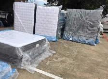 Big Sale on Beds & Mattress For Sale,Single,Double,Queen,King - Photo 5