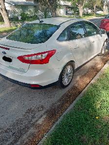 2014 FORD FOCUS TITATIUM, Active (Winter & Summer tires) - Photo 4