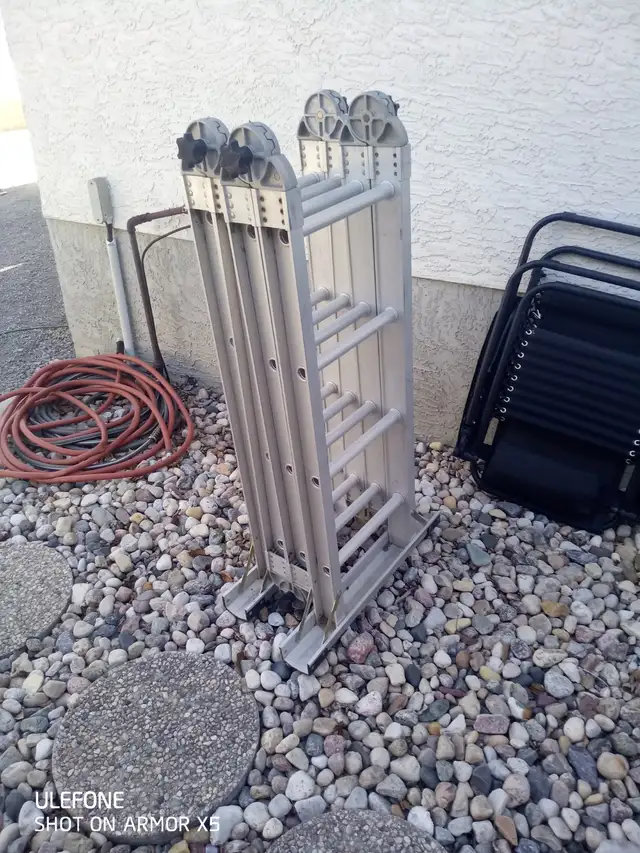Featherlite Ladder/Scafold