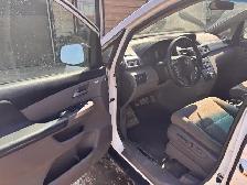2011 Honda Odyssey - Photo 4