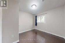Beautiful 3-bedroom Upper/Main Unit! Now available! - Photo 7