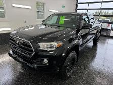 2017 Toyota Tacoma SR5 4X4 Only 94,000KM!