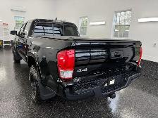 2017 Toyota Tacoma SR5 4X4 Only 94,000KM! - Photo 3