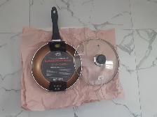 BRAND NEW (Never used) LAGOSTINA 10'' COPPER Non-Stick Skillet