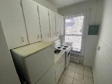 Very nice 1-bedroom -Centretown location- Available July 1st! - Photo 6