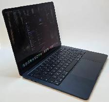 MacBook Air M2 (2022) – Excellent Condition - Photo 10