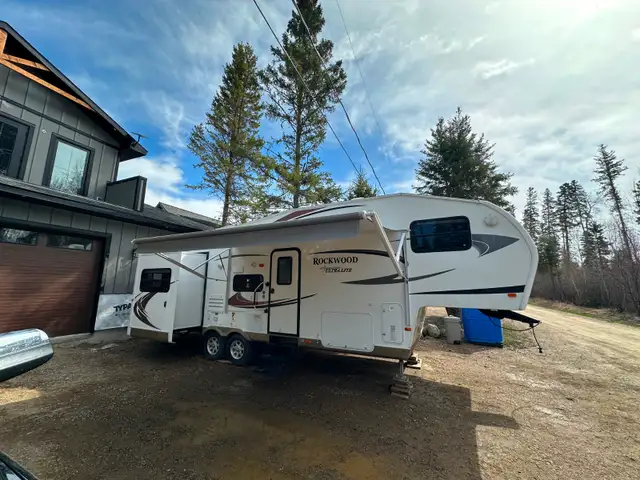2012 Rockwood Signature Ultra Lite 8288ws by Forest River