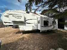 2012 Rockwood Signature Ultra Lite 8288ws by Forest River - Photo 2