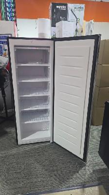 HAMILTON BEACH 6.5 CUFT UPRIGHT FREEZER STAINLESS S in Freezer - Photo 2