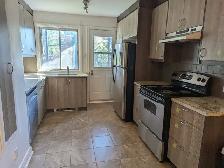 Large size bedroom in a renovated duplex cotedesneiges, backyard