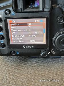 Canon EOS 5D with EF 75-300 f4-5.6 Lens - Photo 3