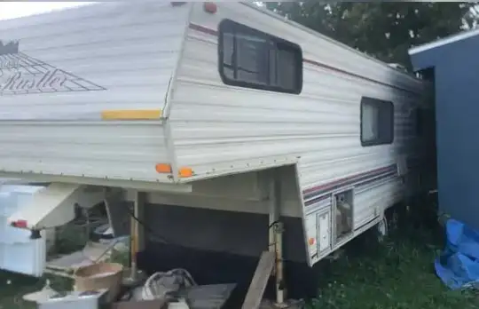 Travelaire Rustler Truck Camping trailer- I have other campers