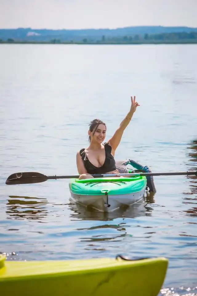 Single Kayak ONLY $25 for 4 HOURS!  No Booking Needed!