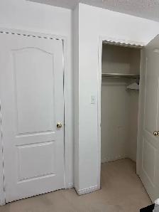 Mississauga-Room for Rent-Short Term - Photo 2
